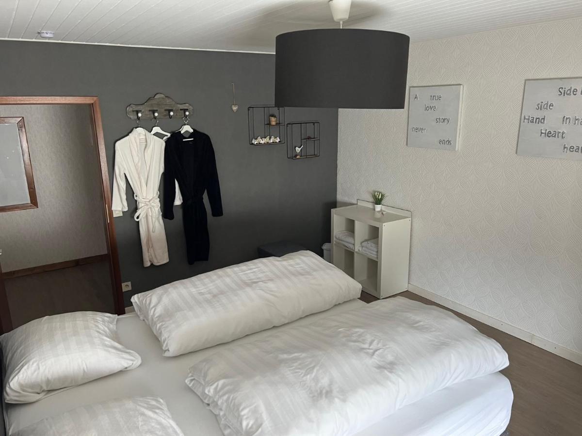 Pension Burgklause Schonecken Экстерьер фото