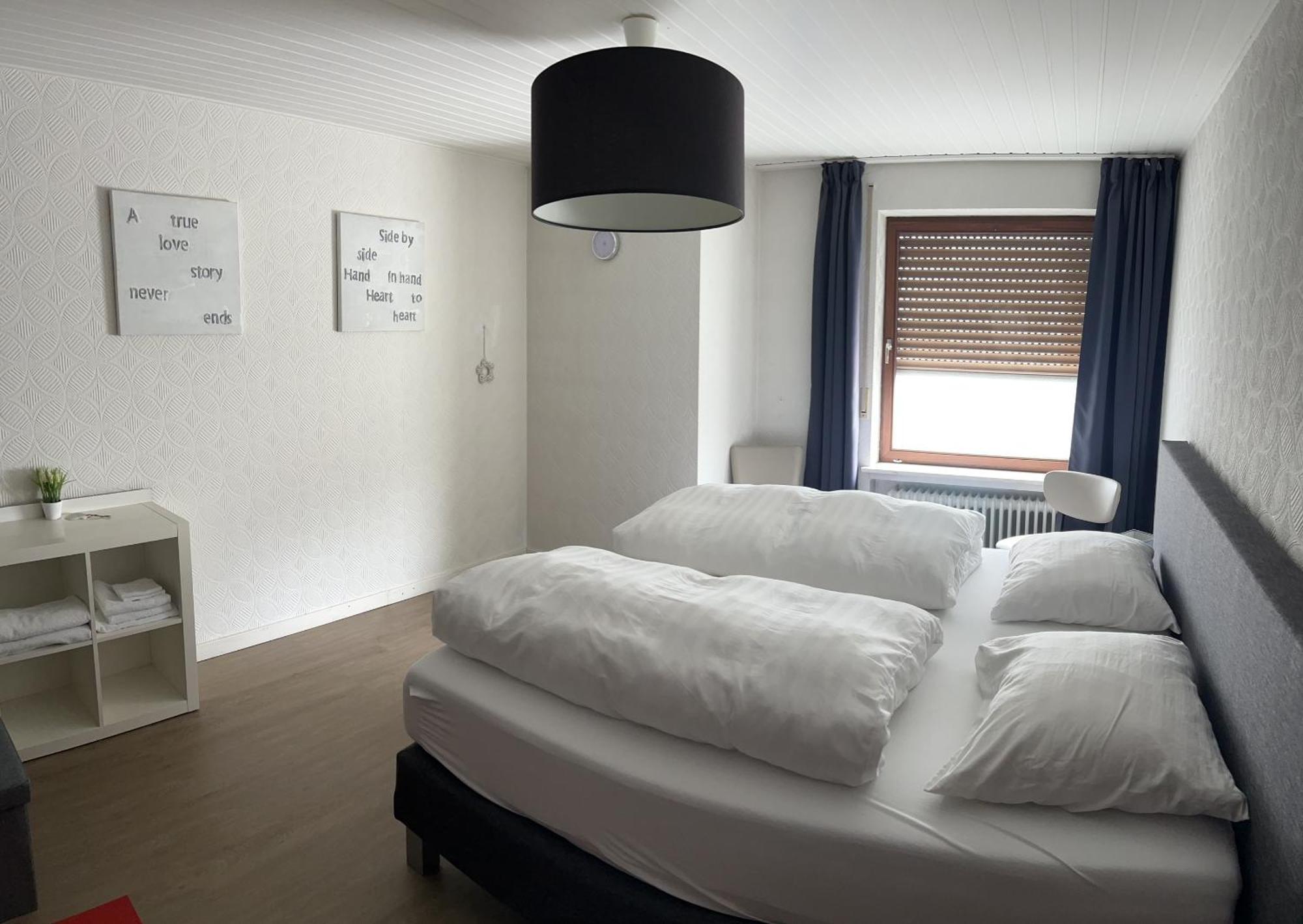 Pension Burgklause Schonecken Экстерьер фото